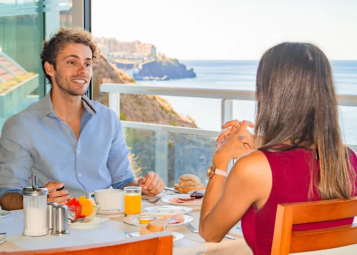 Orca - Adults Only 푼샬