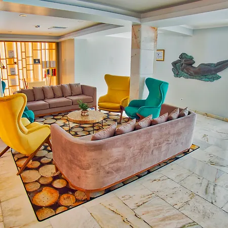 Orca - Adults Only فونشال