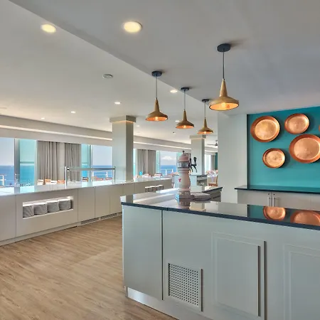 Orca - Adults Only فونشال