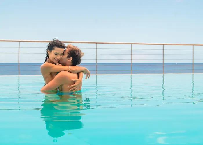 Orca - Adults Only 4*